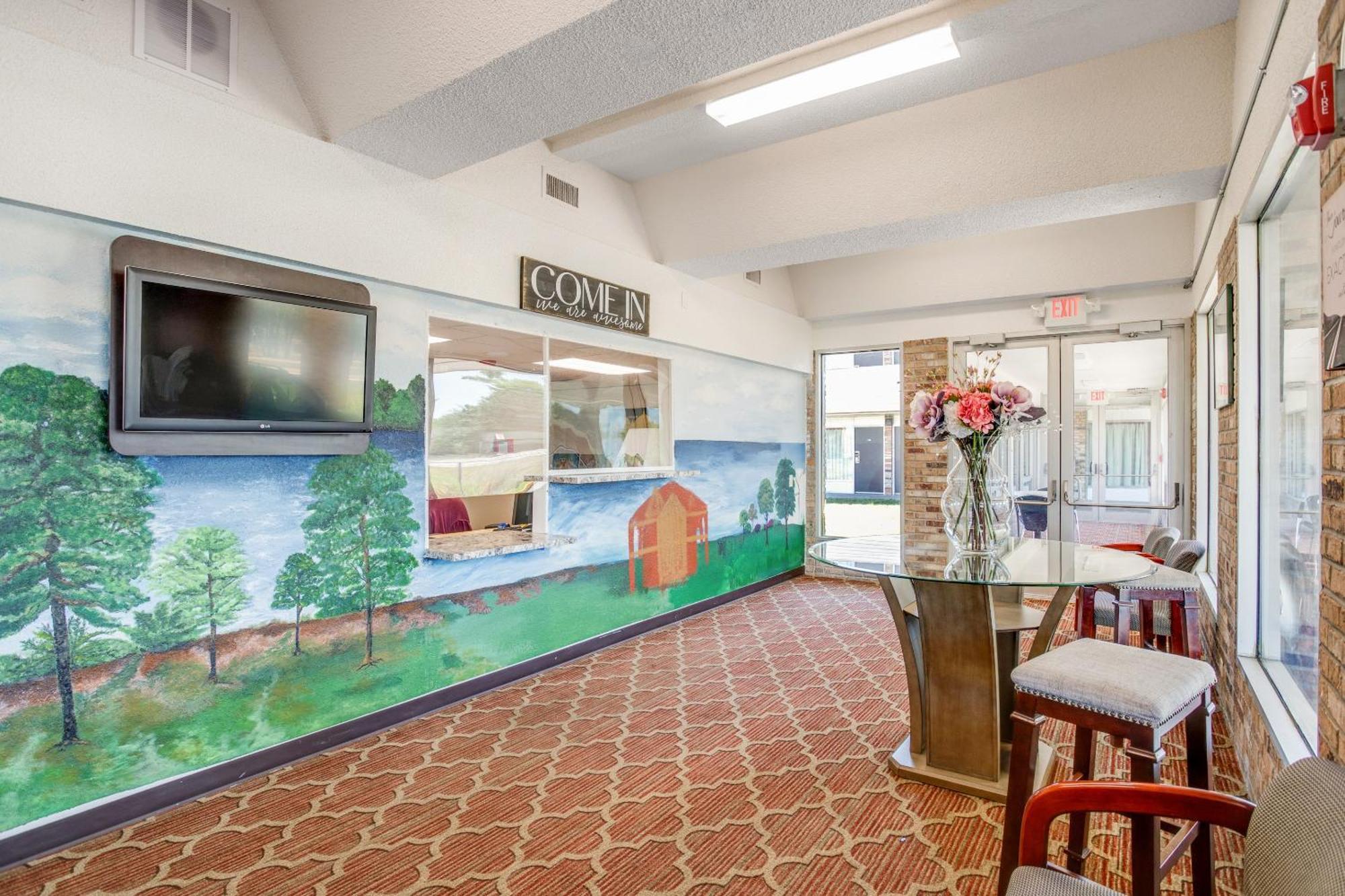 Oyo Hotel Mona Lake Muskegon Bagian luar foto